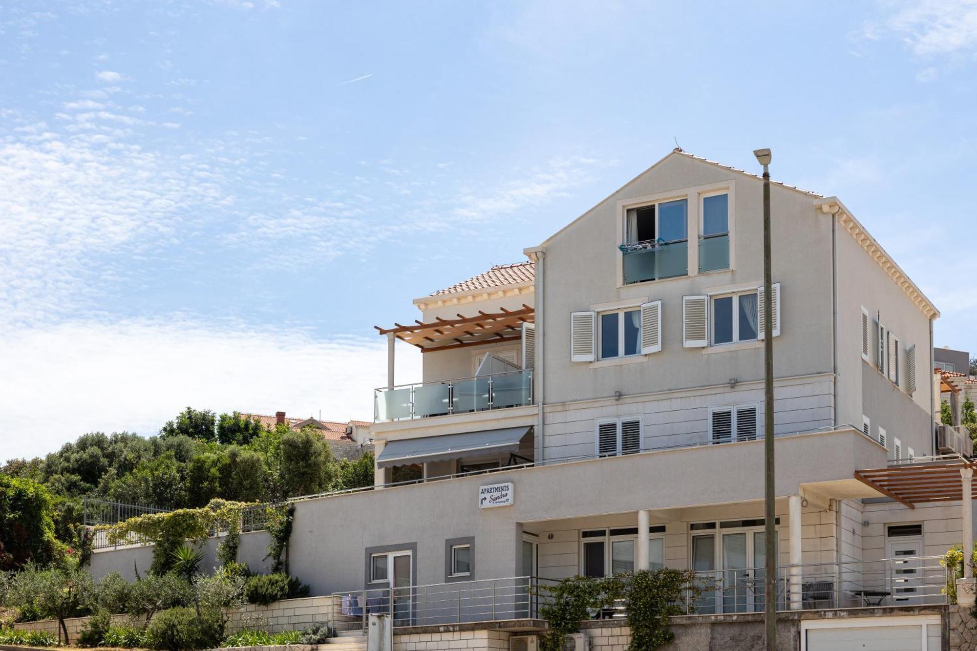 Apartments Sandra Solitudo II ดูบรอฟนิก ภายนอก รูปภาพ