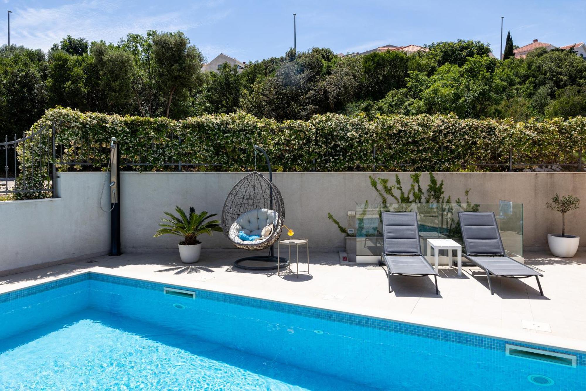 Apartments Sandra Solitudo II ดูบรอฟนิก ภายนอก รูปภาพ