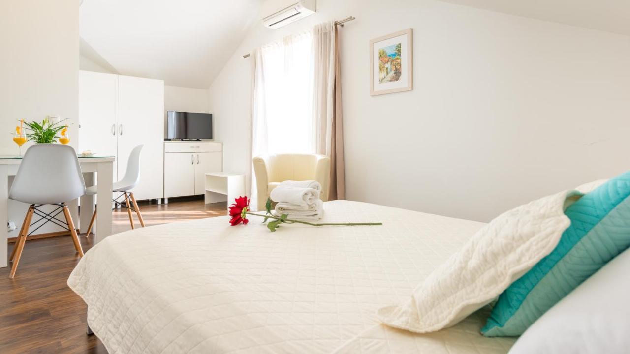 Apartments Sandra Solitudo II ดูบรอฟนิก ภายนอก รูปภาพ