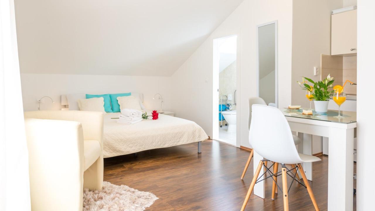 Apartments Sandra Solitudo II ดูบรอฟนิก ภายนอก รูปภาพ